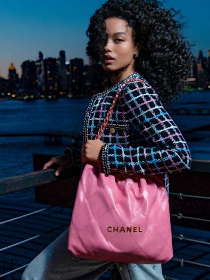 chanel 22 bag style